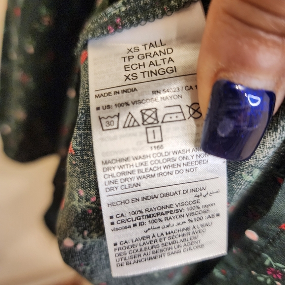 Old Navy Floral Green Wrap Long Sleeves Dress NWT - Picture 11 of 14